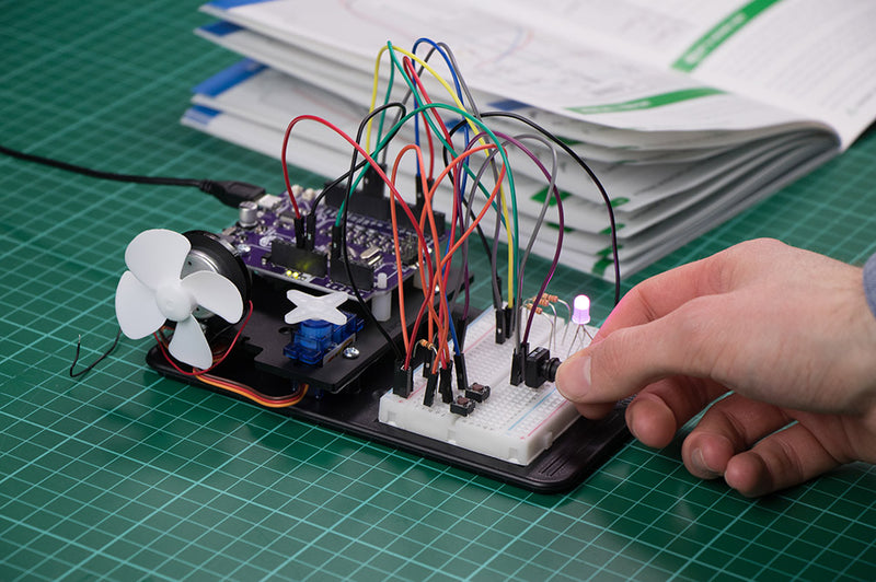 Arduino Inventors Kit Exp 10 Using An RGB LED