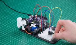 Kitronik Inventors Kit for Arduino Exp 6  - Setting The Tone With A Piezo Buzzer