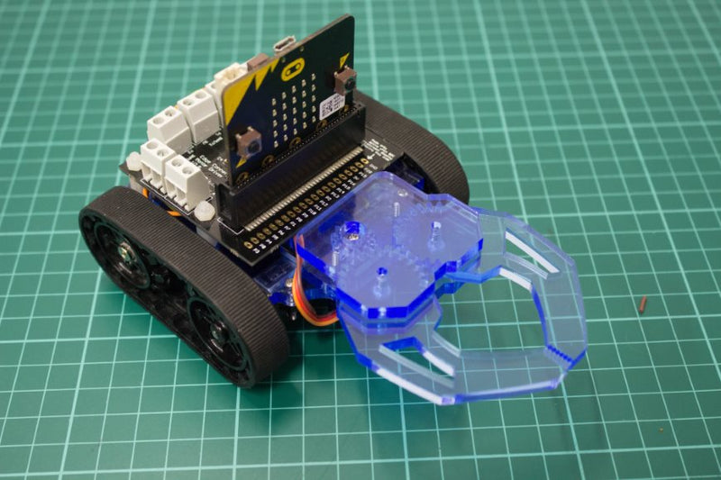 Build a micro:bit controlled Zumo buggy