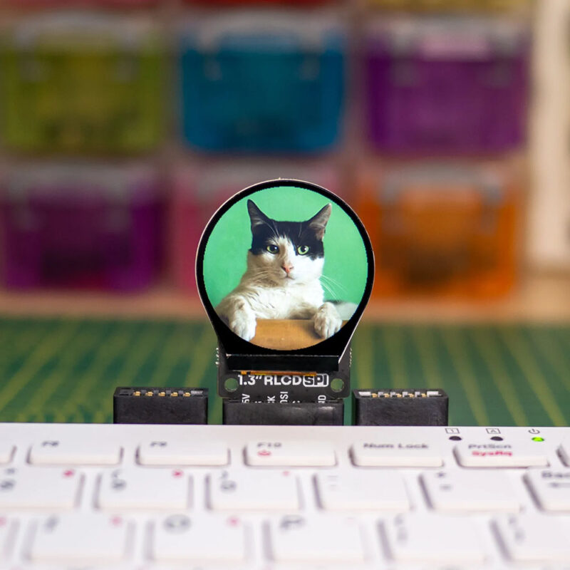 Pimoroni - 1.3" SPI Colour Round LCD (240x240) Breakout - Image 4