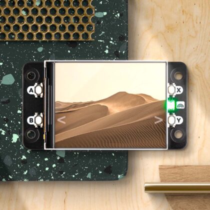 Pimoroni - Display HAT Mini for Raspberry Pi in operation