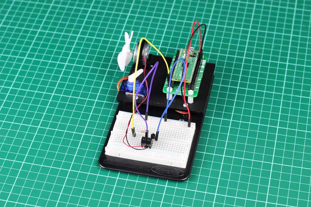 Pico Inventor’s Kit Experiment 4 – Using a Transistor to Drive a Motor