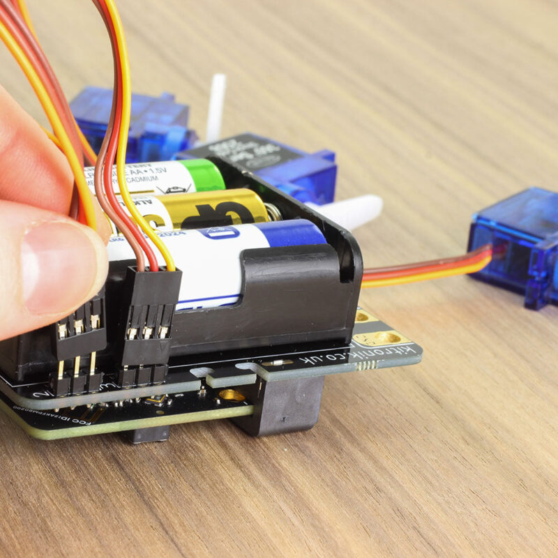 Kitronik Simple Servo Control Board for BBC micro:bit - Image 5
