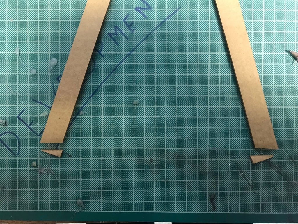 Showing the cut ends