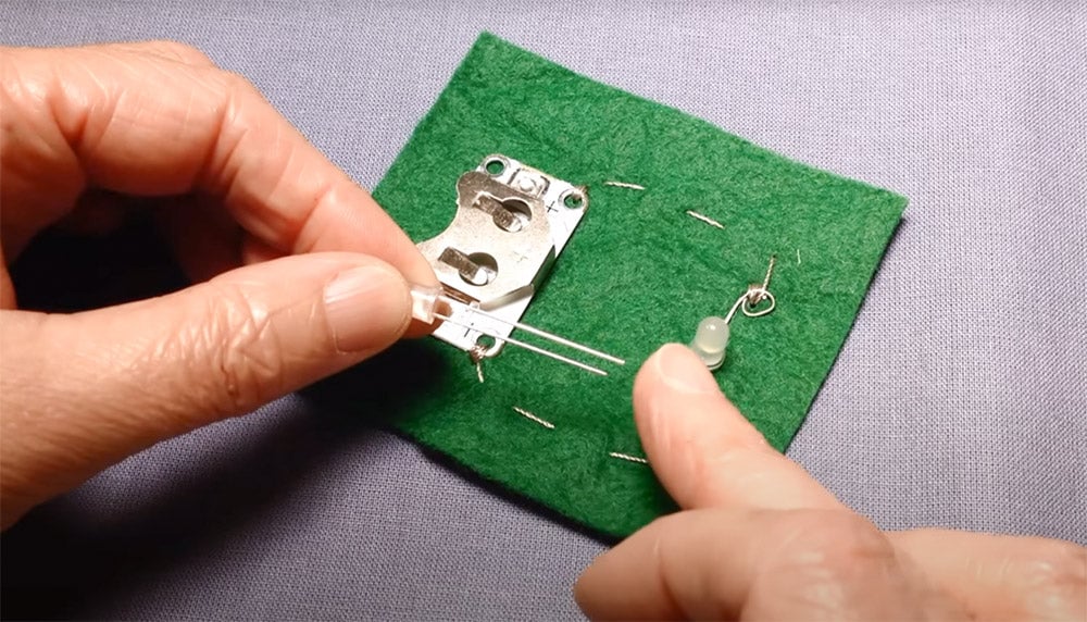Getting Started with E-Textiles: Basic Circuit with Standard LED