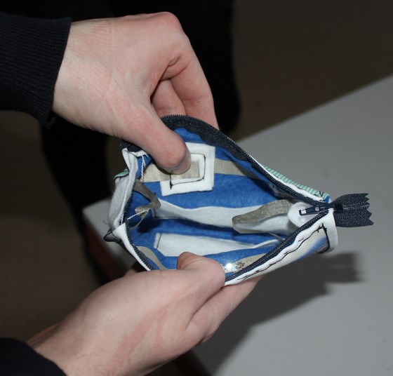 Featuring: NTU Fuzzy Circuits – LED Wallet/Purse