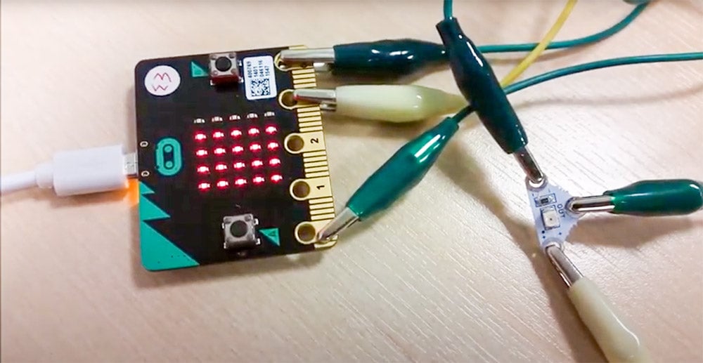 Add Additional Light Sensing To The BBC micro:bit