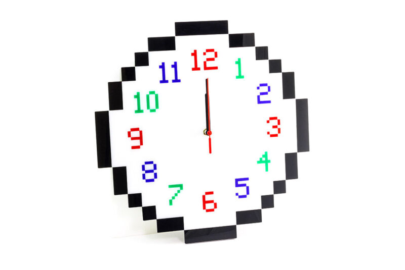 How To Make A Pixel Clock With Value Acrylic – Kitronik