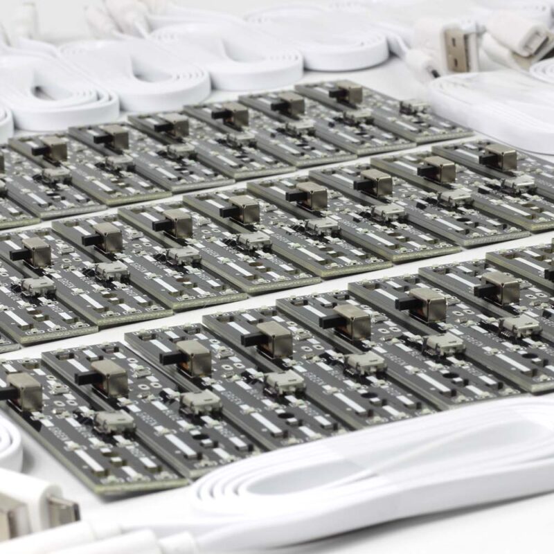 Kitronik Tricolour LED Boards and USB Power Leads (30 Pack) - Image 4